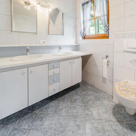 In Stubaital By Slope & Sauna, Cleaning Included * Neustift im Stubaital
