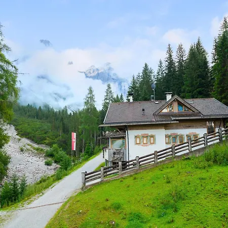 In Stubaital By Slope & Sauna, Cleaning Included Prázdninový dům